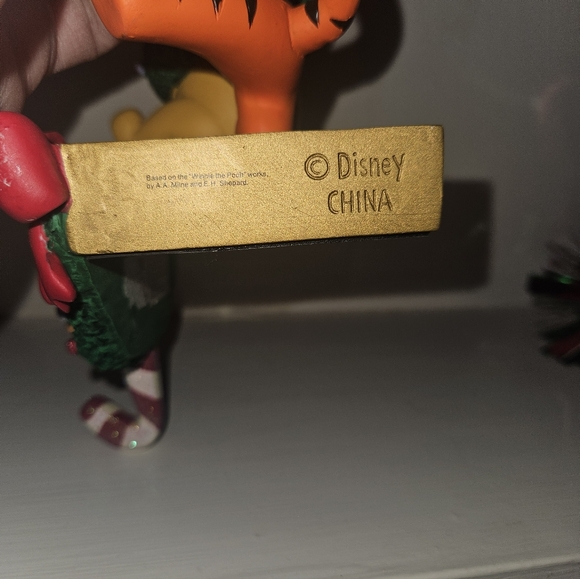Disney Festive Pooh and Tigger Figurine Stocking Holder with Red/ Green Accents - Picture 2 of 3
